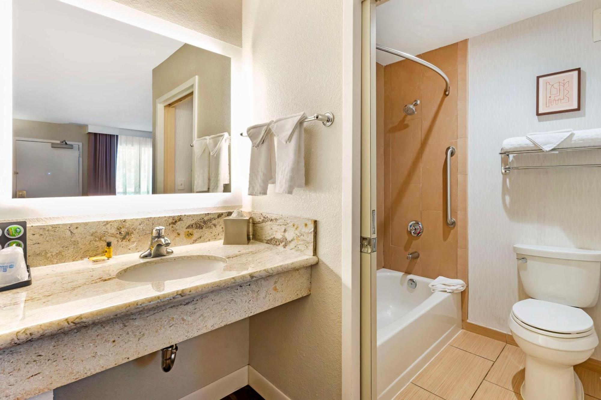 Best Western Plus Rancho Cordova Inn Eksteriør billede