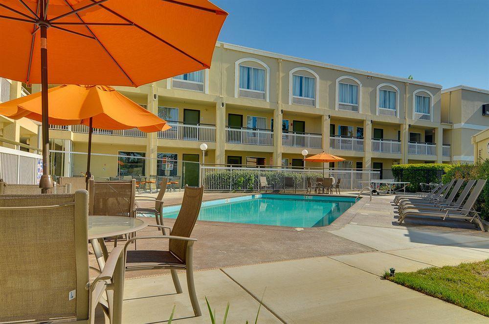 Best Western Plus Rancho Cordova Inn Eksteriør billede
