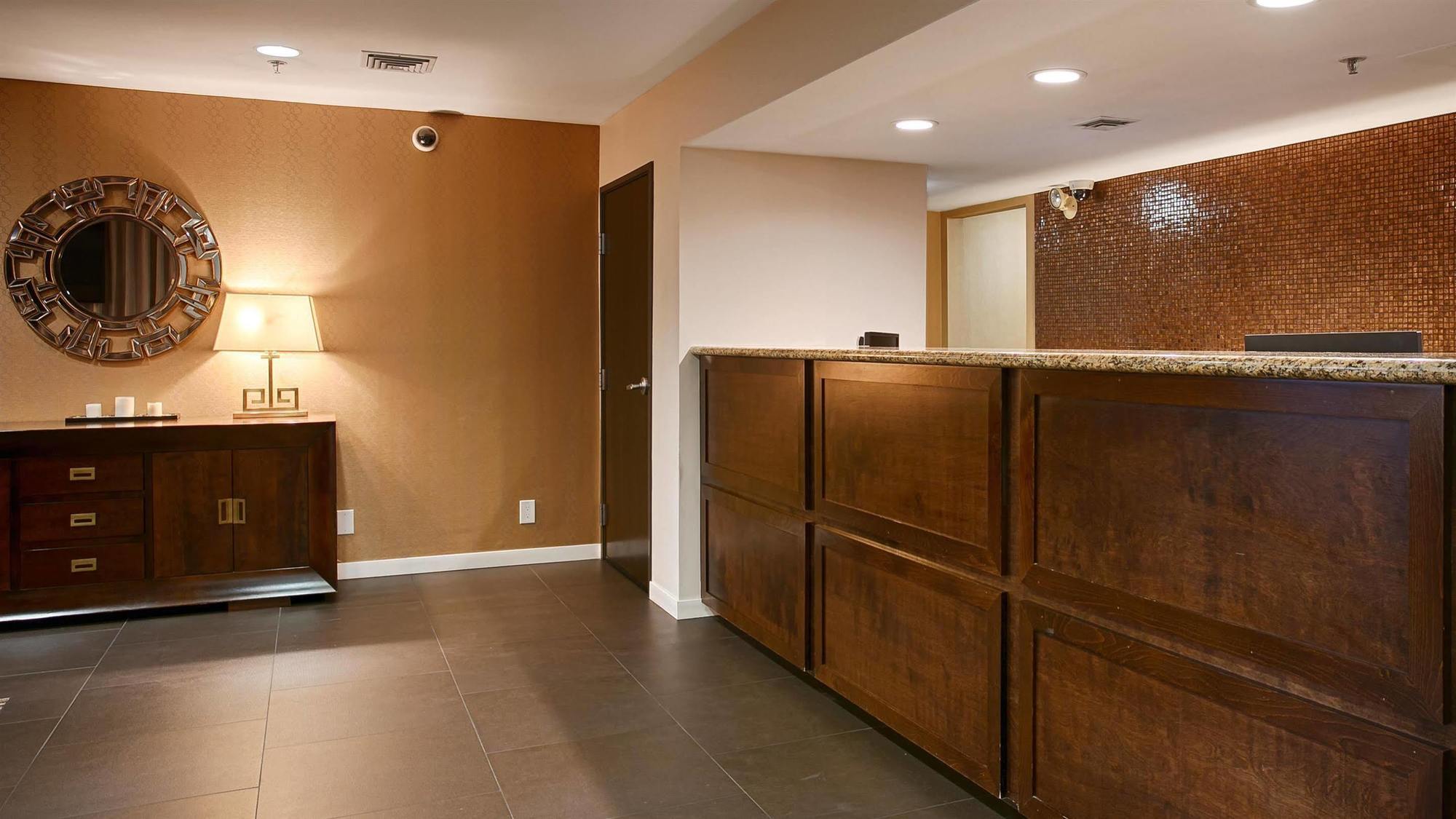 Best Western Plus Rancho Cordova Inn Eksteriør billede